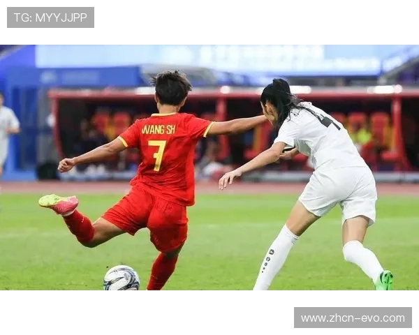 北京女足与球迷携手共进凝聚力量谱写双向奔赴新篇章 北京女足与球迷携手共进凝聚力量谱写双向奔赴新篇章