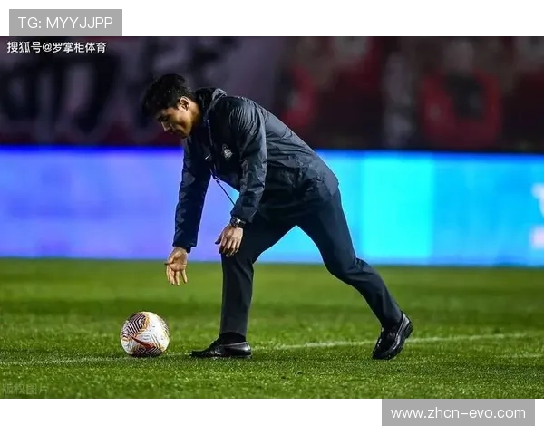 河南队新帅透露夏窗将引援三个位置有望补强 陈蒲有望成为新中心球员