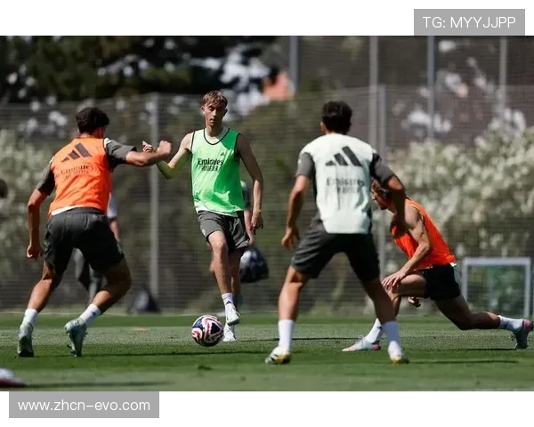 赫伊森或将穿皇马24号球衣 世俱杯后有望改打中场位置